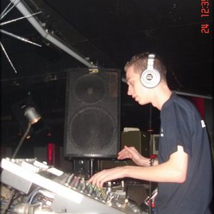 DJ W4CKO
