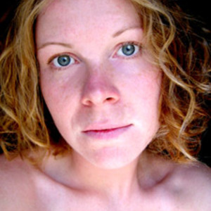 Janine Stoll