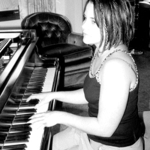 Mary Bue