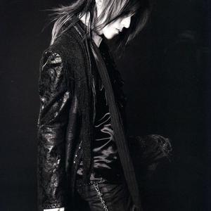 Sugizo